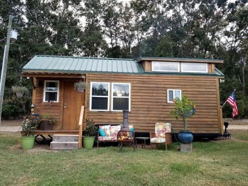 Georgia Coast House | Gorgeous Georgia Tiny Home for a Couples Retreat