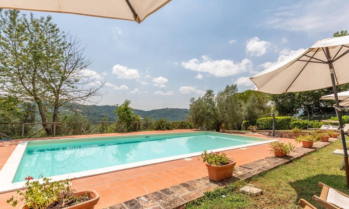 Monte Santa Maria Tiberina House | Gorgeous home in S. Maria in Tiberina