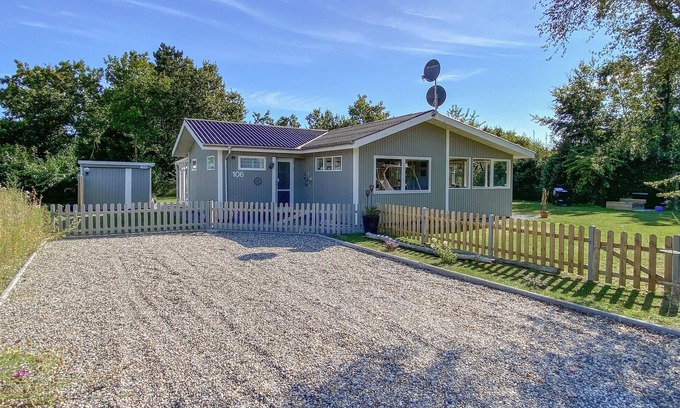 Hvalpsund House | Gorgeous home in Farsø with WiFi