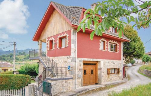 Villamayor House | Gorgeous Home In Piloña With Kitchen