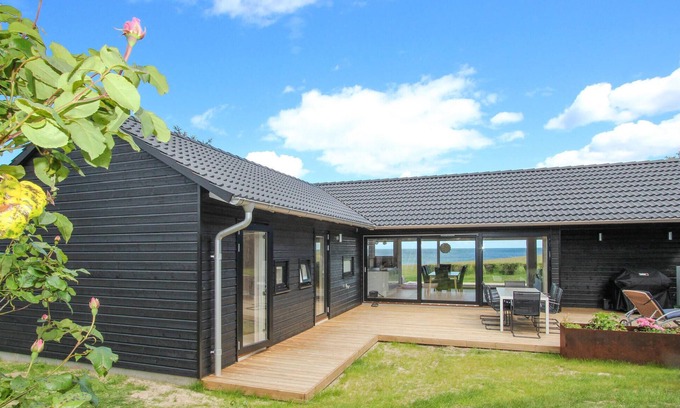 Langemark House | Gorgeous home in Samsø with WiFi