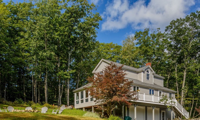 Rockport House | Gorgeous home on 4.5 private acres with AC, firepit, washer/dryer & woods views