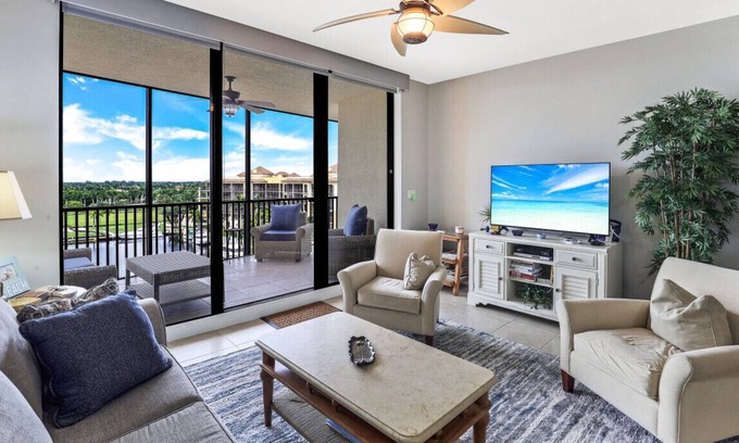 Cape Harbour Condo | Gorgeous Marina view 2 Bedroom 2 Bath Condo looking over Cape Harbour Marina