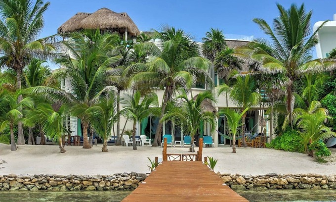 Tulsayab Villa | Gorgeous Oceanfront Villa w/Private Pool & Dock