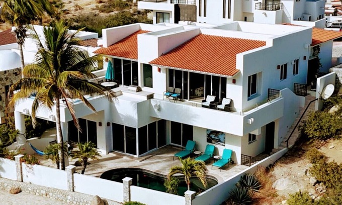 Pedregal House | Gorgeous Pedregal Villa ocean views & walk to town