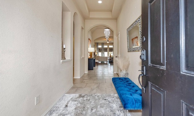 Houston House | Gorgeous Spacious home in Pearland!