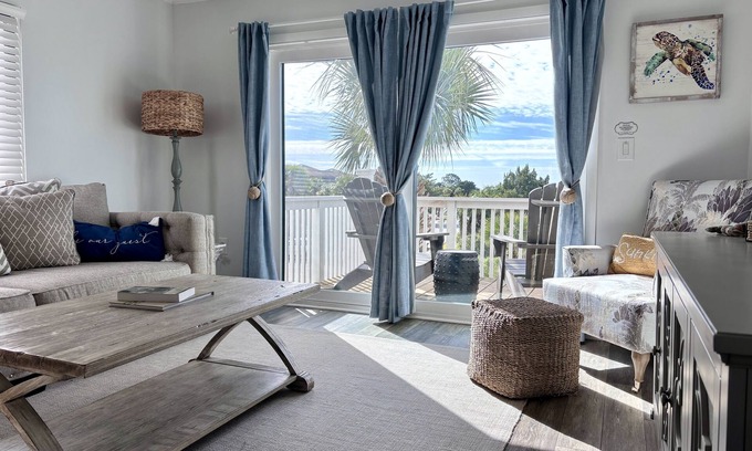 Oceanmarsh Subdivision Condo | Gorgeous sunrise views from this oceanside 2BR corner unit on Harbor Island
