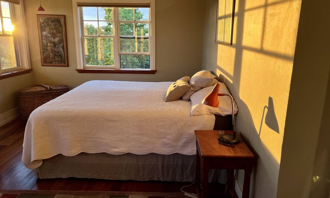 Lyndon Center House | Gorgeous VT Views/Unique Art Loft