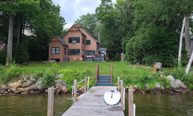 Laconia House | Gorgeous Waterfront with Dock & Mountain Views on Winnisquam - Sleeps 12