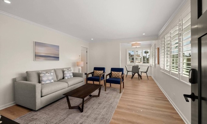 Waterfront Apartment | Gorgeous West Beach Hideaway, Near the Beach & Pier
