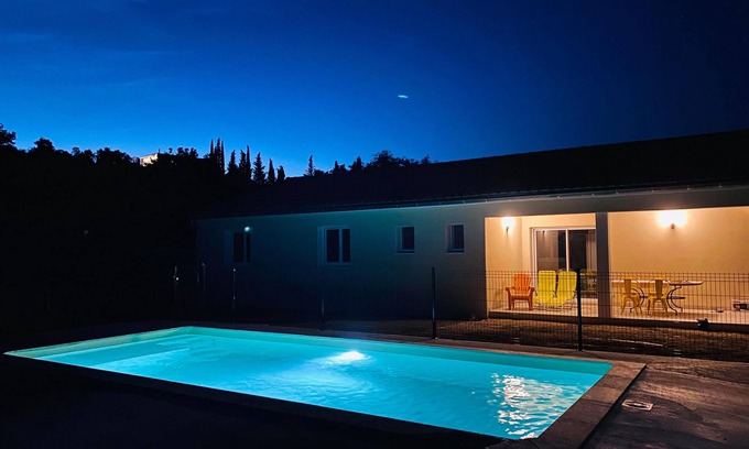Lagorce Villa | Gorges de l'Ardèche New villa with swimming pool 8/9 pers