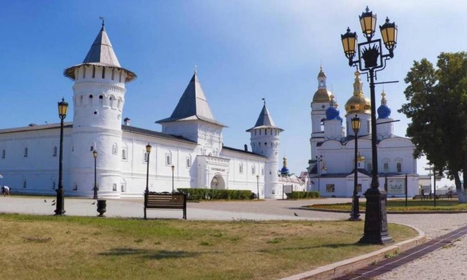 Tobolsk Hotel | Gostiny dvor