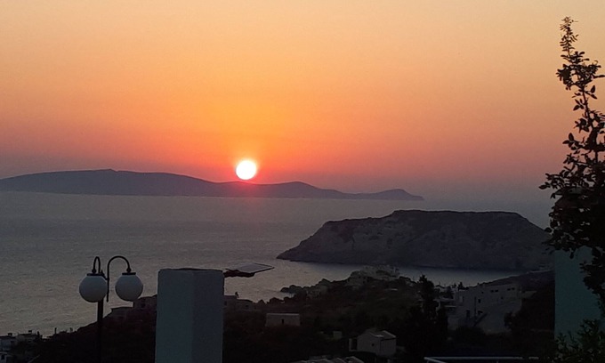 Agia Pelagia Villa | Villa Overlooking the Sunrise and the Endless Blue of the sea