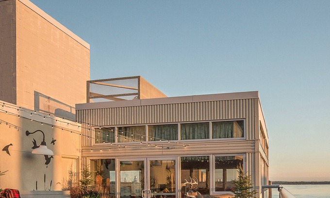 Madison Hotel | Graduate by Hilton Madison