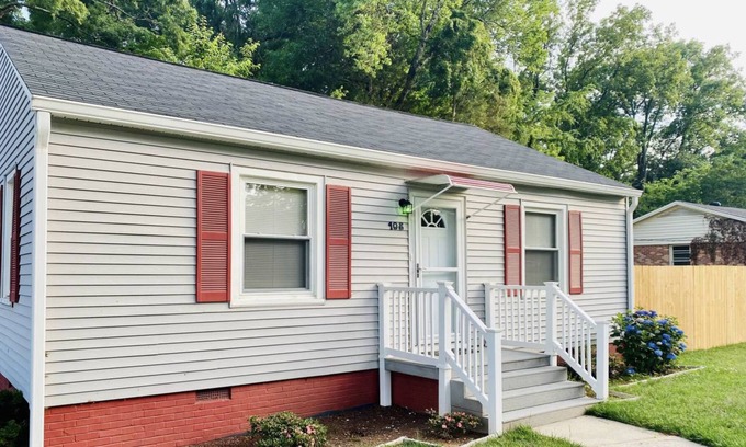Graham House | Graham Bungalow
