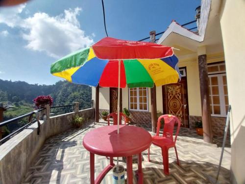 Darjeeling House | Graham Hill homestay