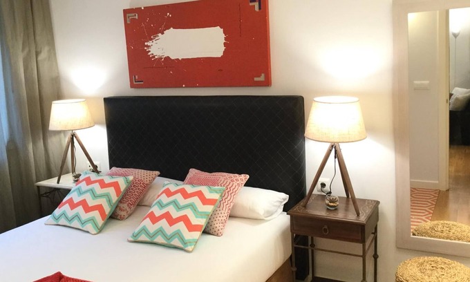 Indautxu Apartment | Gran Via 1.2 by Forever Rentals. Spacious 2 bedroom apartment with free wifi