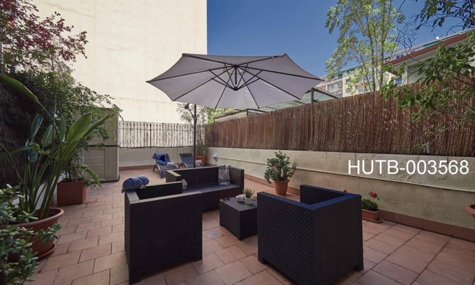 Esquerra de l'Eixample Apartment | Gran Via Terrace Barcelona