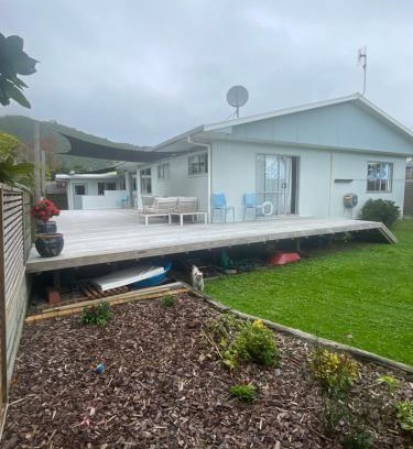 Waikanae House | Grand central station Waikanae