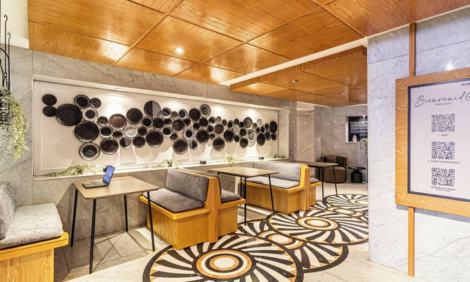 Colonia Cuauhtemoc Apartment | Grand Chapultepec by Kukun