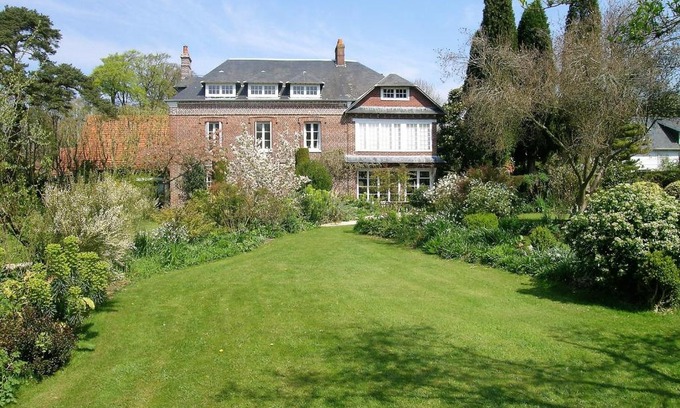 Varengeville-sur-Mer House | Grand Clos Normand