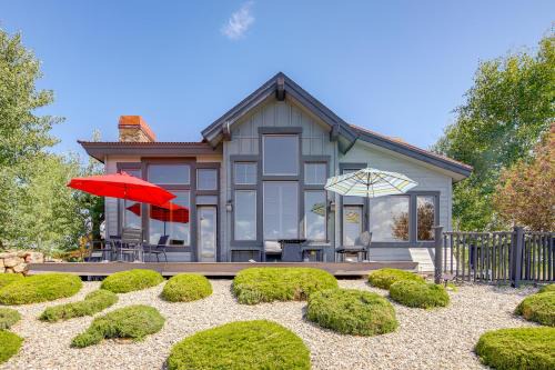 Grand Elk Ranch House | Grand Elk Golf Club On-Site Mtn-View Home with Deck