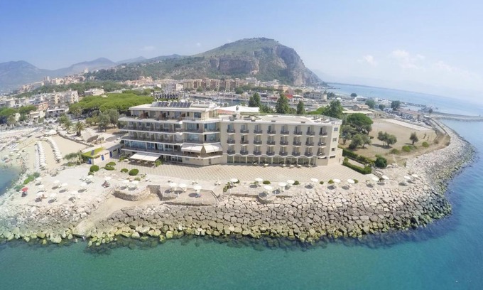 Terracina Hotel | Grand Hotel L'Approdo