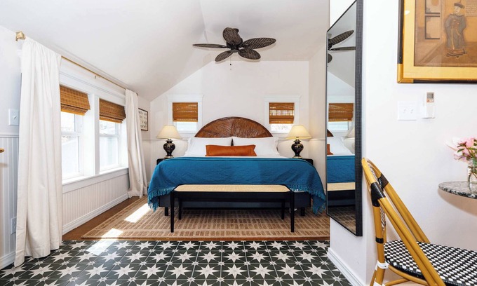 Historic Railroad District Apartment | Grand Luxe Suite with Jetted Tub