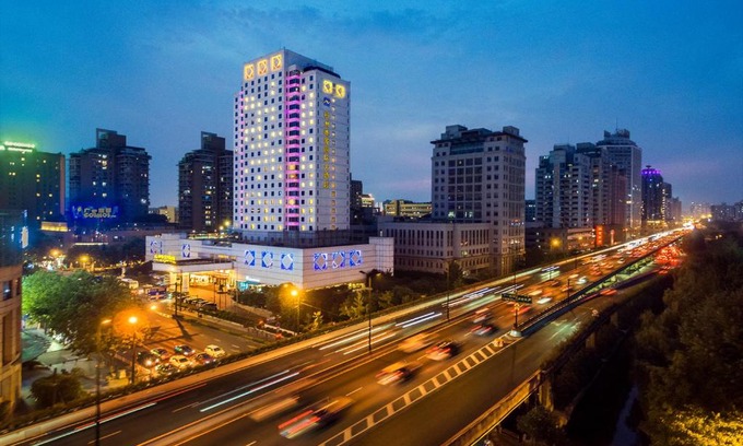 Downtown Hangzhou Hotel | Grand Metropark Hotel Hangzhou - 6 minutes walk to the West Lake