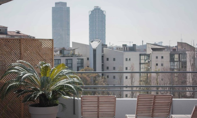La Vila Olimpica del Poblenou Apartment | Grand Oasis | Bright 2 Bedroom in Poble Nou