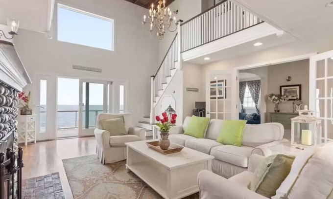 Minot House | Grand Ocean Front Home With Wrap Around Deck And Endless Views