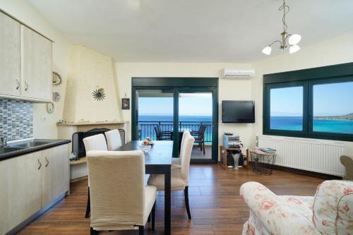 Megalos Prinos House | Grand Sea View