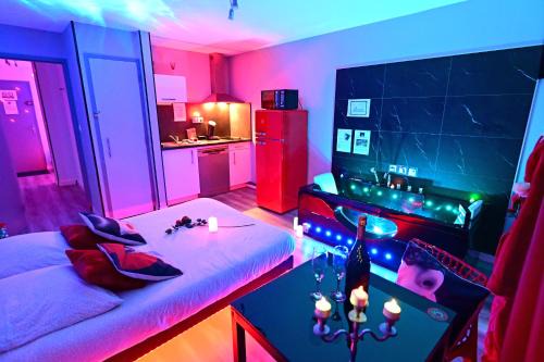 Biscarrosse Plage Apartment | Grand Studio BISCARROSSE PLAGE Une nuit A 2 avec Sauna Luxe, Balnéo, Océan rien que pour vous