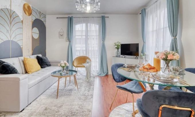Noisy-le-Grand Apartment | Grand T2 Rénové Gare hyper-centre 4pers Paris Wifi