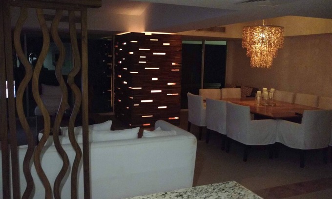 North Hotel Zone Apartment | Grand Venetian luxury condominium