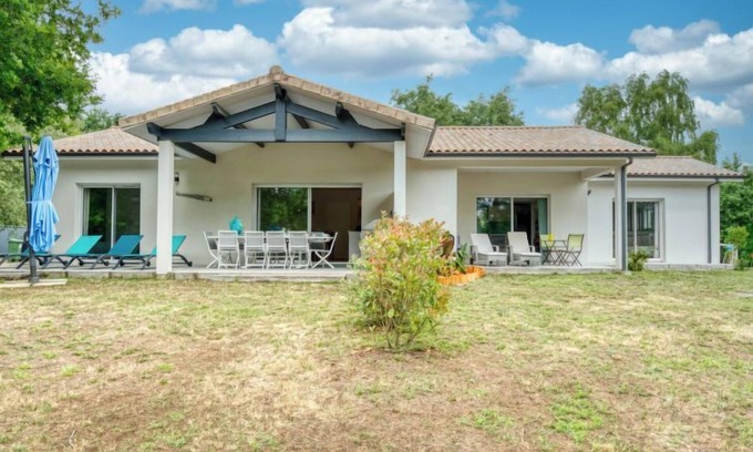 Grayan-Et-L'Hopital House | Grande Dépée by Interhome