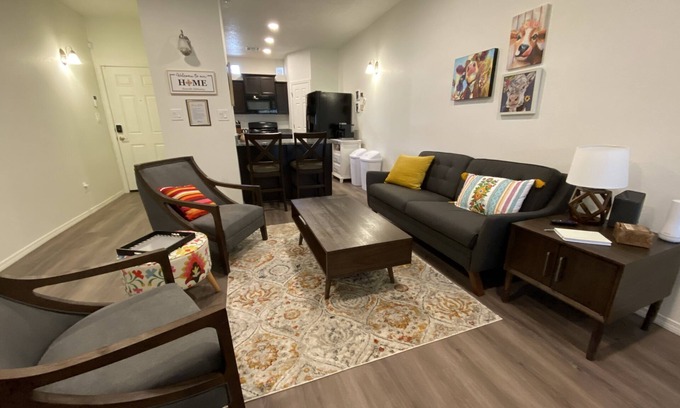 Albuquerque House | Grande Getaway-centrally located, well appointed home