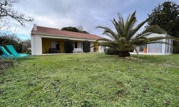 Le Grand-Village-Plage House | Grande Maison Familiale avec SPA, Plage à Proximité, Jardin et Parking - 10 Couchages - FR-1-246A-153