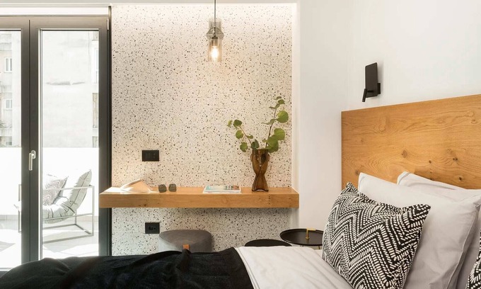 Makrigianni Apartment | Grandiose 1BR Luxury Suite with Balcony