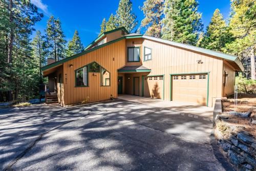 Granite Ridge House | Granite Ridge Getaway Chill Deck Vibes Ac