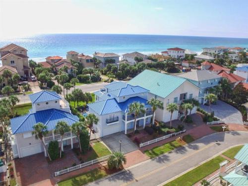 Crystal Shores House | Grateful by The Sea Crystal Shores Destin