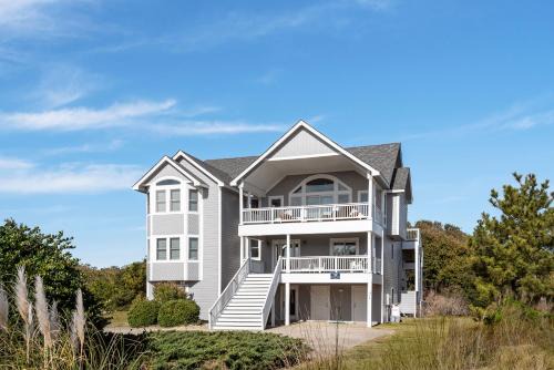 Pine Island House | Gratitude