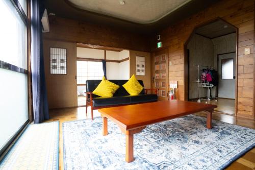 Toya House | Gray House Toya