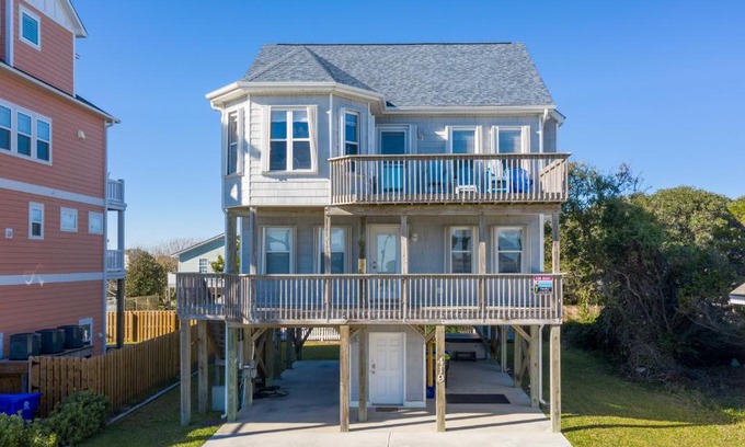 Surf City House | Gray Pearl
