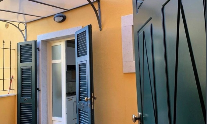 Marina di Carrara Apartment | Grazioso Monolocale a due Passi Dalle Spiagge