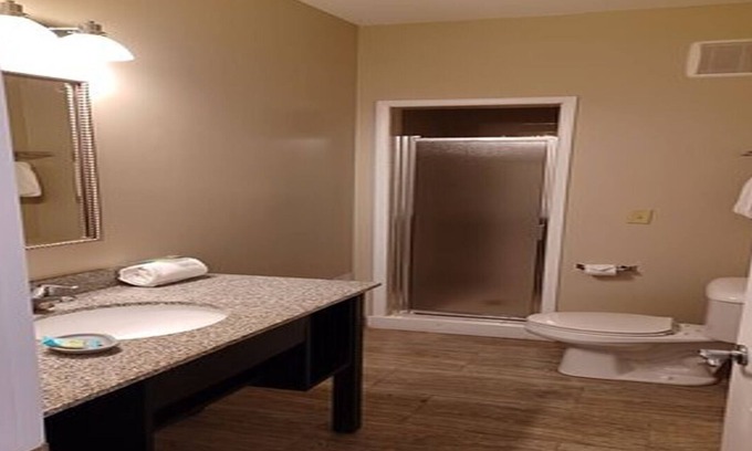 Lackey House | Great 2 BR/2.5 ba townhome at Kingscreek/all the amenities/sleeps 6/family fun