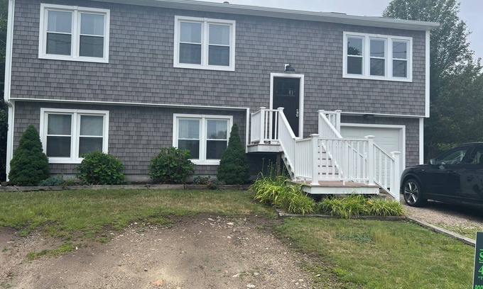 Bonnet Shores House | Great 5 Bedroom in Beautiful Bonnet Shores, Narragansett R
