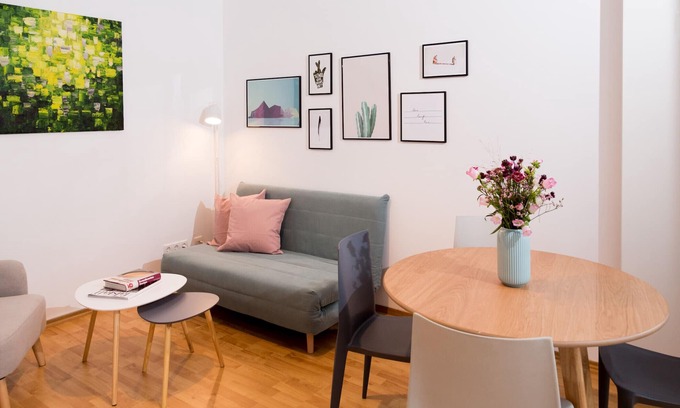 Prenzlauer Berg Apartment | Great and modern apartment with balcony in a perfect location (2)