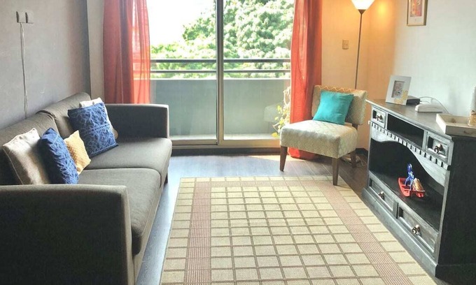 Zona 10 Apartment | Great Apt. For 6 people/ Parking/ 5 Min. From Airport