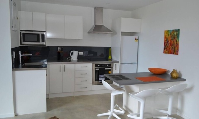 Jacks Point Apartment | great brand new studio